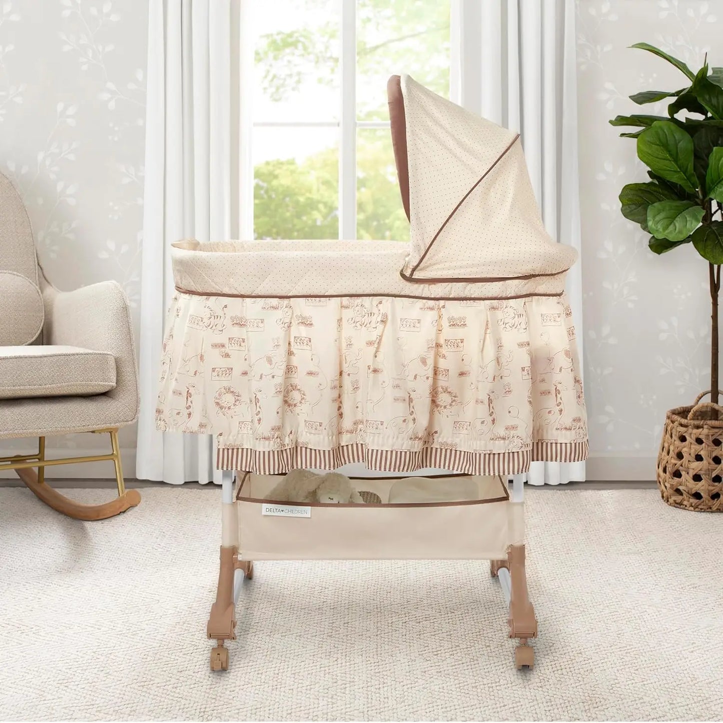 Portable Rocking Bassinet For Newborns With Nightlight Vibrations And Music