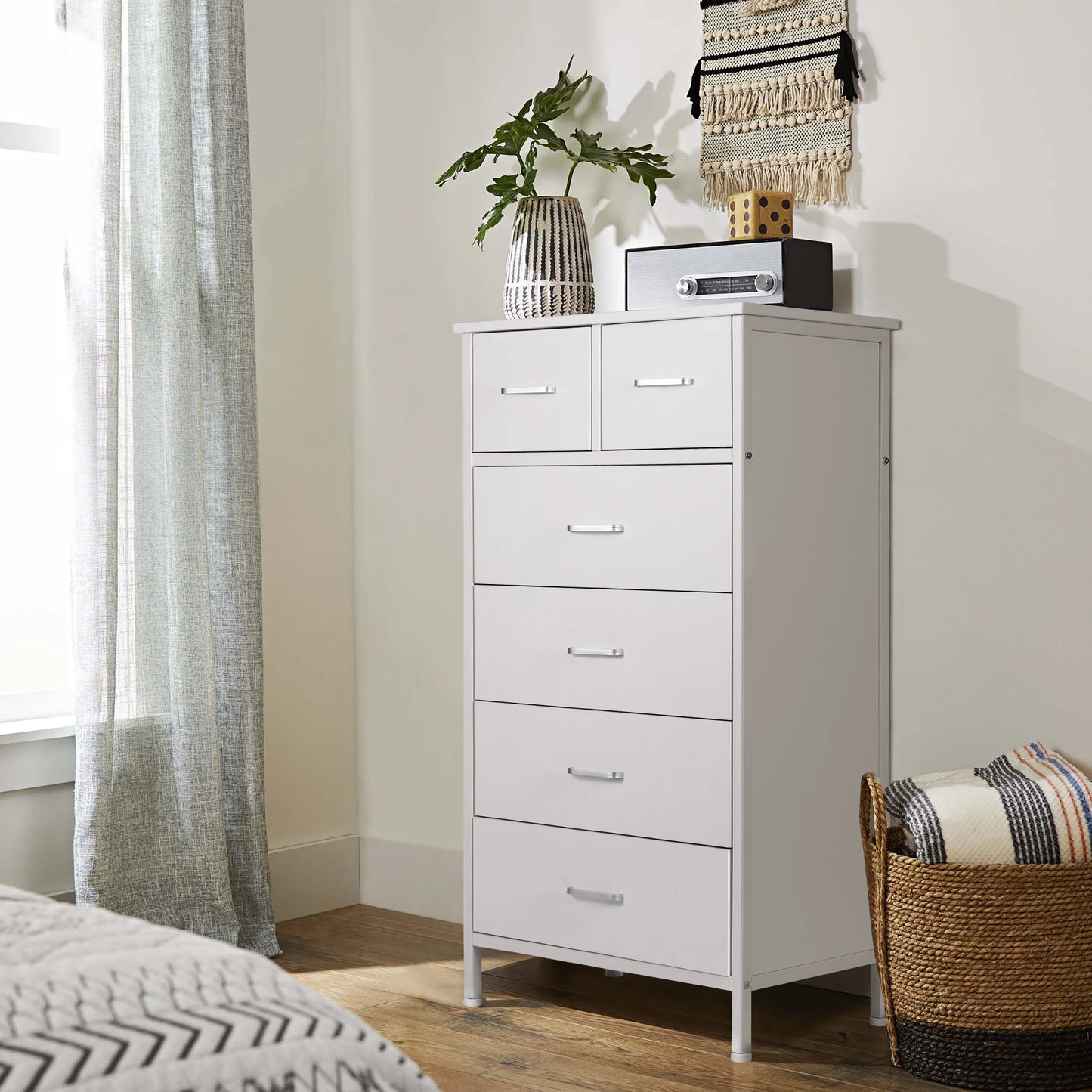Six-Drawer Dresser With Steel Frame For Bedroom And Living Room