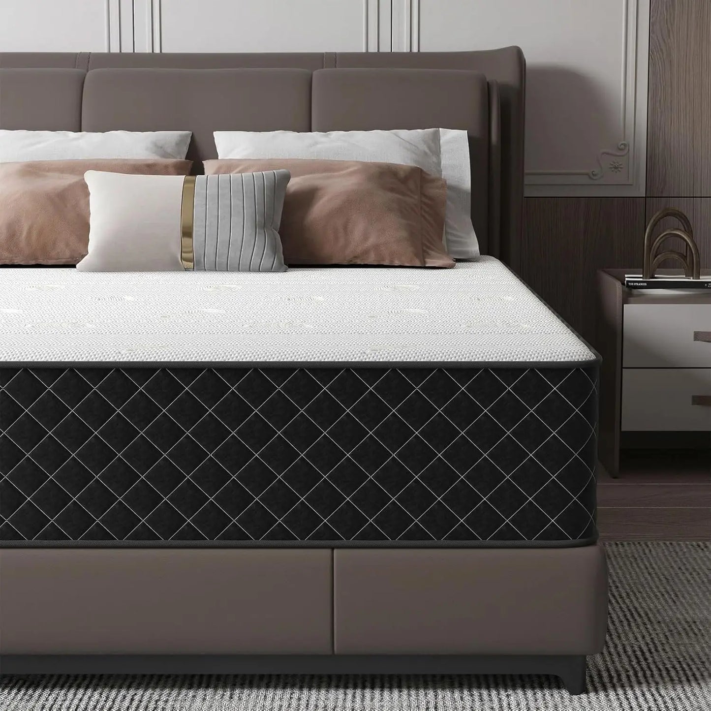 Hybrid Mattress With Memory Foam And Pocketed Coils