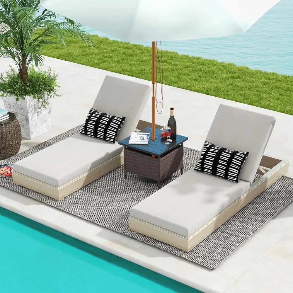 Outdoor Rattan Umbrella Side Table HDPE Top With Metal Frame