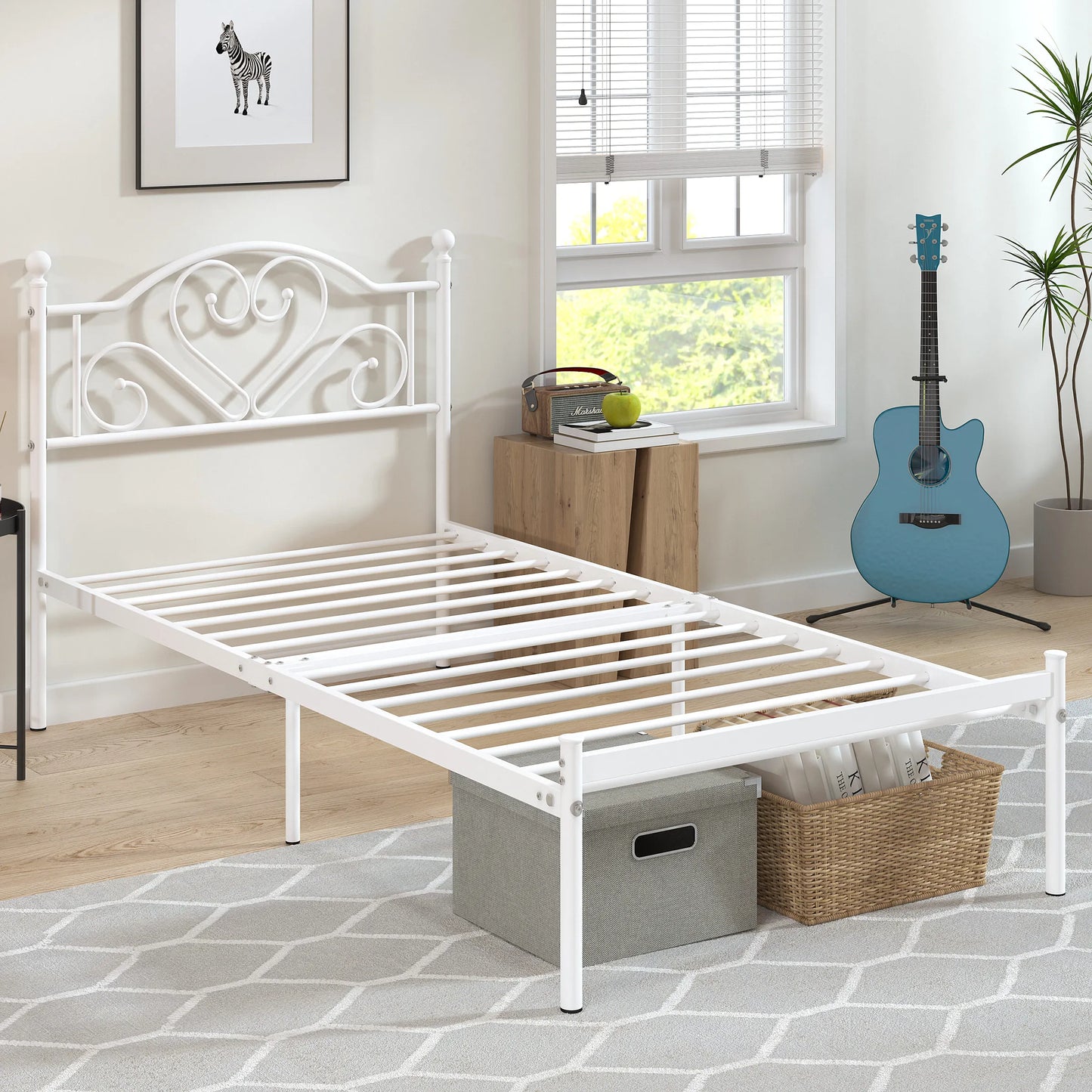 MERRONIX Heavy Duty Metal Bed Frame With Heart Shaped Headboard