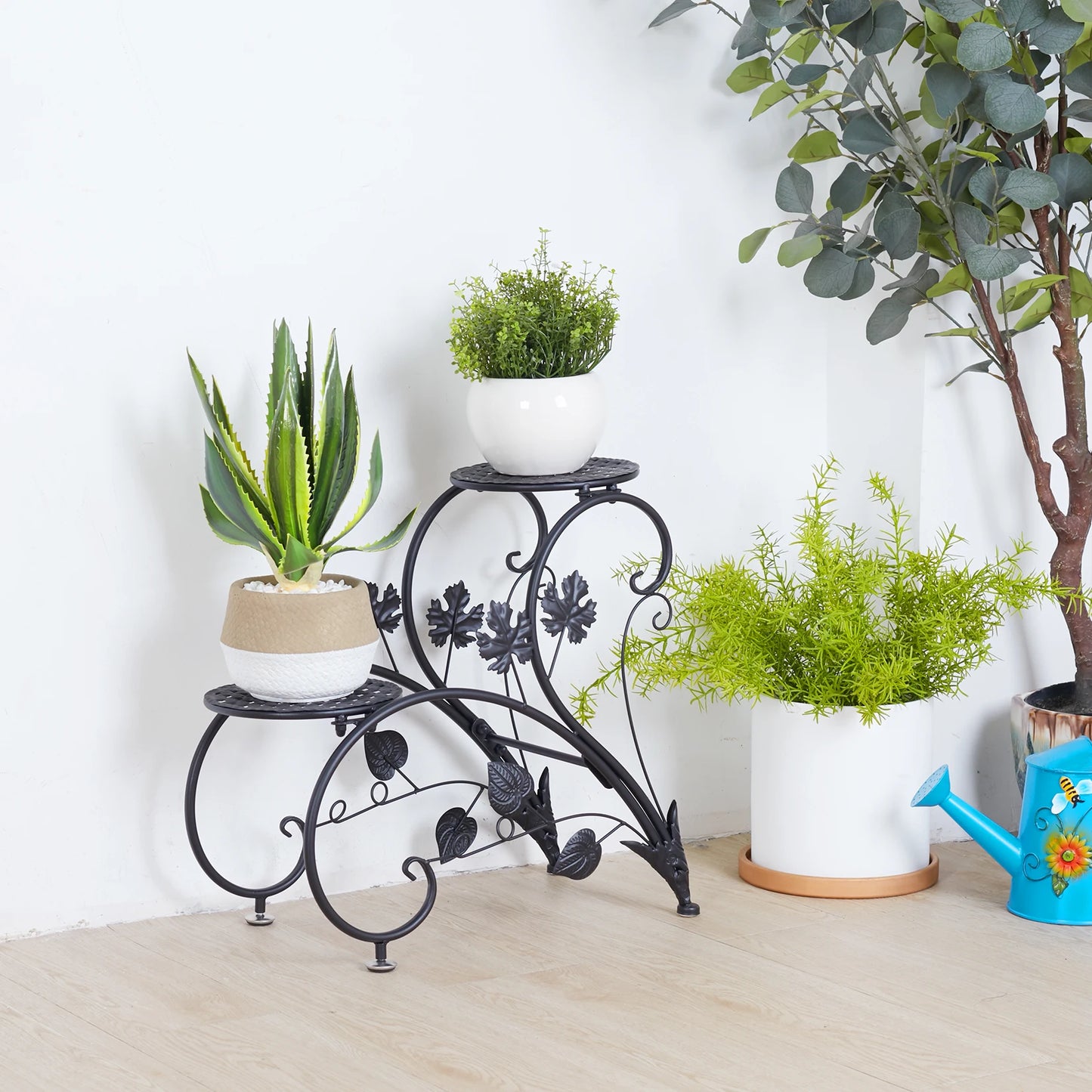 Wisfor Heart-Shaped Metal Plant Stand Two-Pack