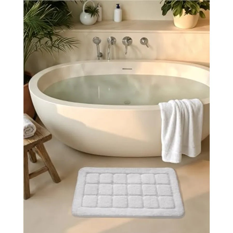 Plush Absorbent Non Slip Bathroom Mat For Shower Or Tub