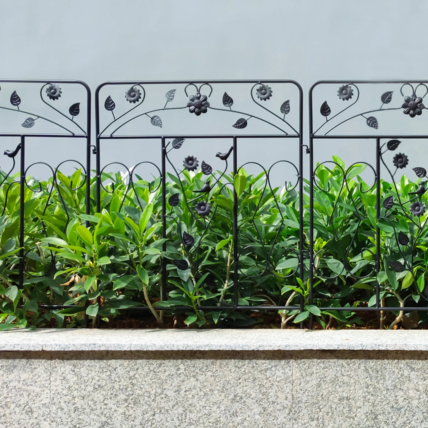Five Pack Iron Decorative Garden Fence Panel Folding Border